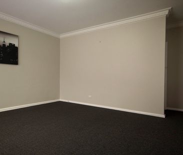 Modern 2 bedroom unit - Photo 1