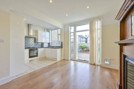 3 bedroom house to rent - Photo 3