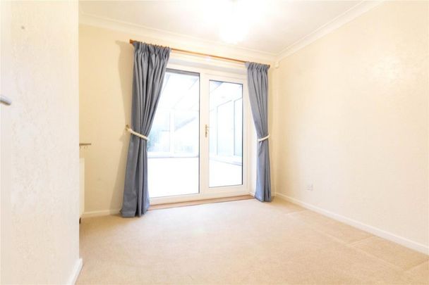 2 bedroom semi-detached bungalow to rent - Photo 1