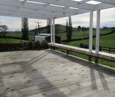 Spacious Rural Living - Photo 1