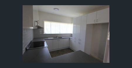 Close to Everything! - Photo 2