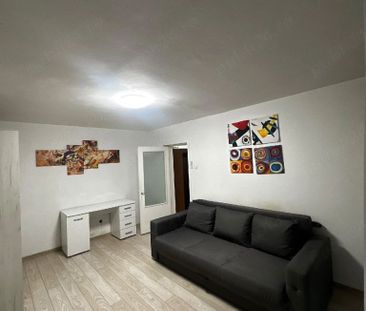 Apartament cu 1 camera decomandat ,38 mp , zona Garii - Fotografie 3