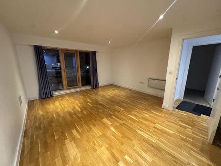 1 bedroom apartment to rent - Photo 2