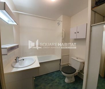 Location Appartement 2 pièces 47m² LILLE 59000 - Photo 4