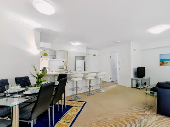 1Bedrooms, 1Bathrooms - Photo 1