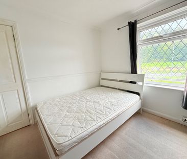 Room in a Shared House, Ringmer Road, BN1 - Photo 2