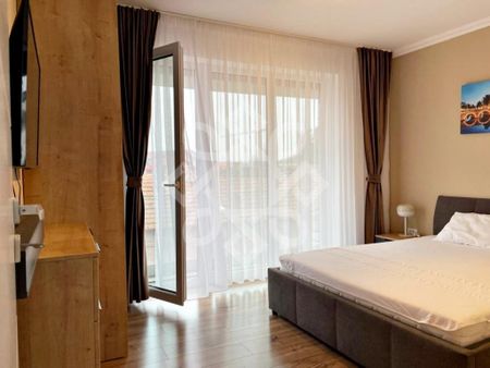 Apartament modern cu 3 camere de inchiriat ultracentral Orad - Photo 5