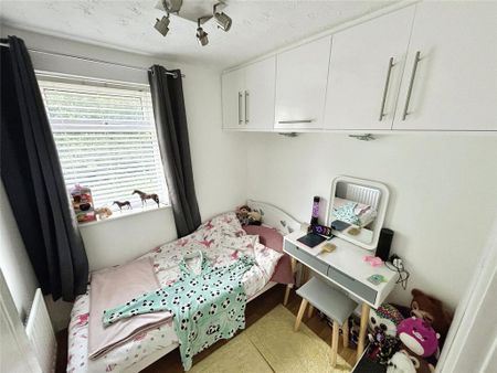 3 bedroom detached house to rent - Photo 3