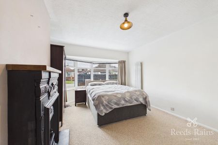 3 bedroom bungalow to rent - Photo 3