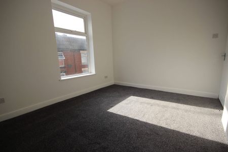 Connie Street - Photo 4