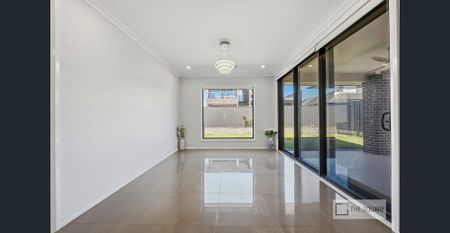 Contemporary Family Living with Exceptional Entertaining - Photo 4