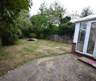 6 bedroom Semi-detached house to rent - Photo 3