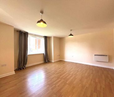 2 bedroom flat to rent - Photo 3