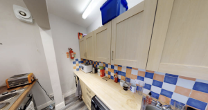 68 Flat 2 Victoria Road, Leeds, LS6 1DL - Photo 2