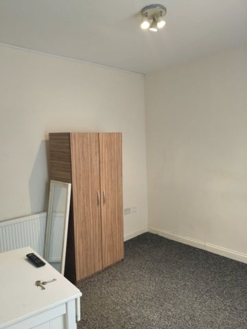 Studio Flat, Holloway Road, N7 - Photo 4