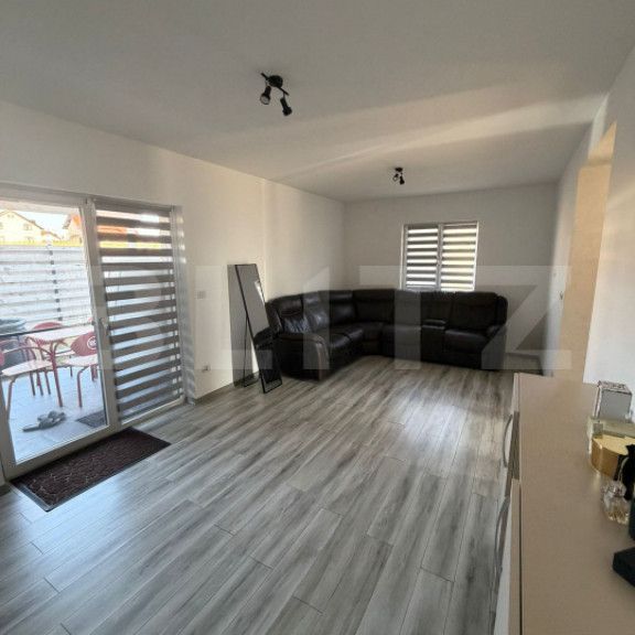 Duplex Lisaura, 4 camere, 96 mp utili, toate utilitatile - Fotografie 1