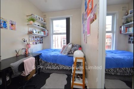 6 Bed Student Houses in Hyde Park Leeds - Photo 3