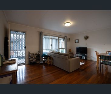 2/17 vimy Street, Bardon, Qld 4065 - Photo 6