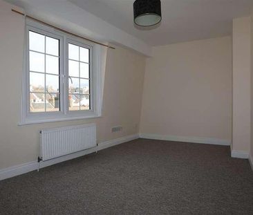 St Georges Road, Brighton, BN2 - Photo 3