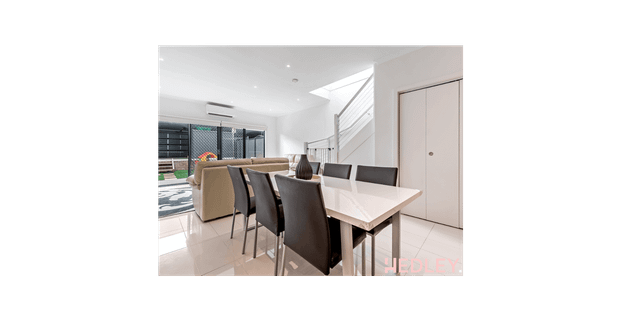 M A L L A R D - Photo 1