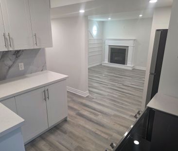 For Lease - 60 Beston Drive, Hamilton, Ontario - Photo 2