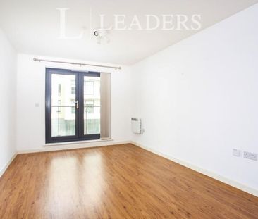 1 bedroom apartment to rent Cardinal Place, Guildford Road, Woking,... - Photo 3