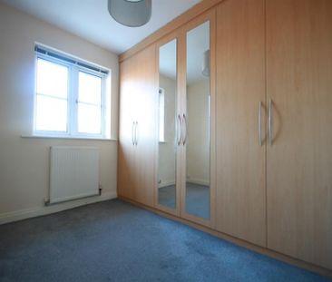 5 Bedroom Detached To Let - Photo 4