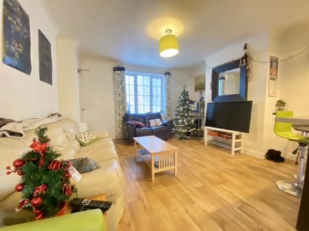 Foxley Close, Norwich - Photo 3