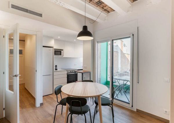 Carrer de Rogent, Barcelona, Catalonia 08026