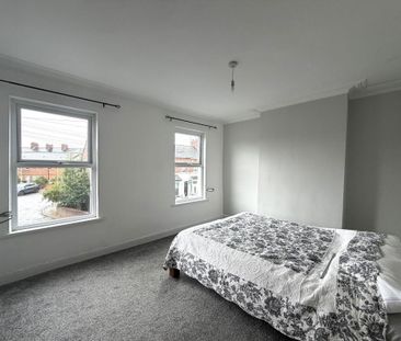 18 Belmont Avenue, Belfast, BT4 3DD - Photo 4