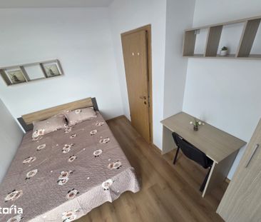 Apartament 4 camere cf sporit central terasa de 200 mp ideal familie - Fotografie 2