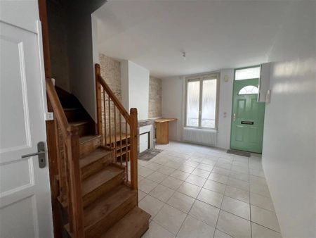 Location maison 4 pièces - 91.94m² à Niort (79000) - Photo 2