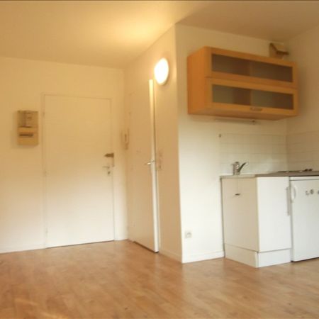 Location Appartement 1 pièce 18m² - Photo 3