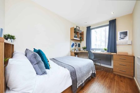 Silver Ensuite - Photo 5