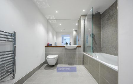 2 bedroom flat to rent - Photo 4