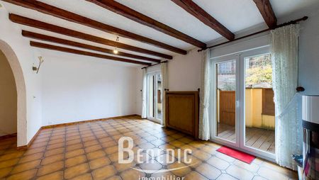 A LOUER SUR SAINT AVOLD MAISON F5 CUISINE ÉQUIPÉE TERRASSE GARAGE PLACE DE PARKING ET CAVE - Photo 2