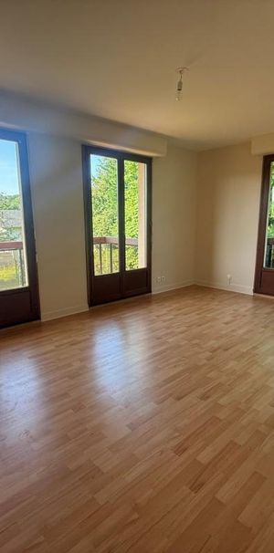 Location Appartement 3 pièces 61m² CHATEAUBRIANT 44110 - Photo 1