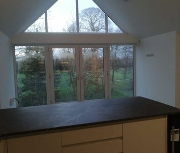 1 Bed Penthouse, Parkside East, CH43 - Photo 3