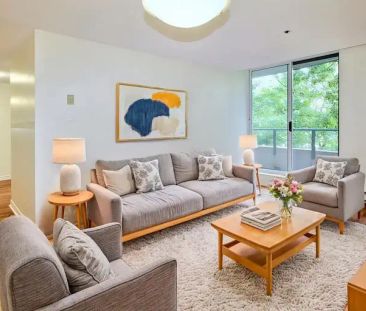 Waterford | 1241 Kilborn Place, Ottawa - Photo 1