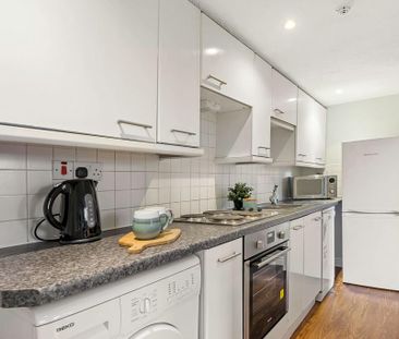 1 bedroom flat to rent - Photo 5