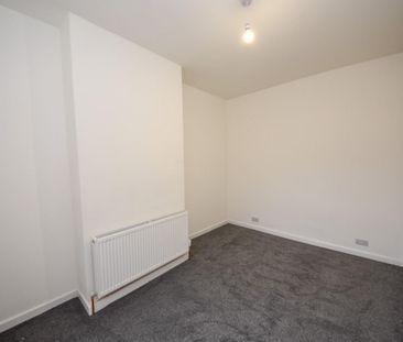 2 bed House - Mid Terrace for Rent - Photo 1