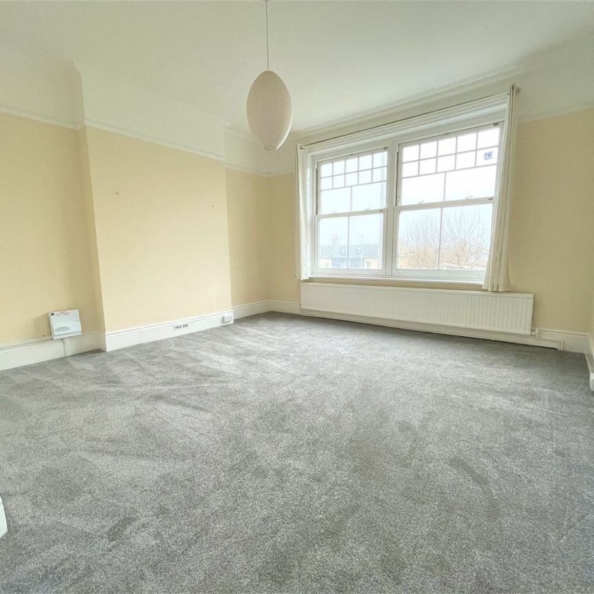 A Studio Flat Instruction to Let in St Leonards-on-Sea - Photo 1