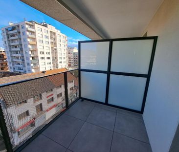 Location Appartement 1 pièce 32m² THONON LES BAINS 74200 - Photo 5