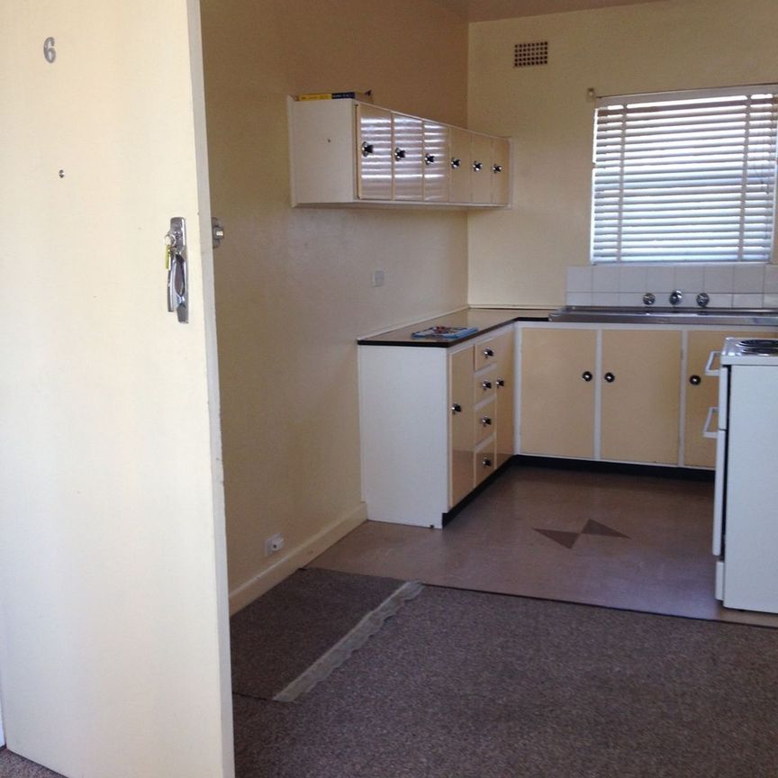 West Tamworth - Photo 1