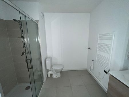 Location Appartement 1 pièce 22m² CHAMPCEVINEL 24750 - Photo 3