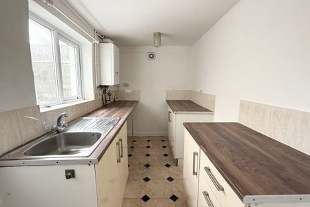 Bevan Street West - Photo 4