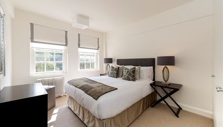 Modern two bedroom apartment to rent on Pelham Court in the heart of Chelsea, London SW3 - Photo 2