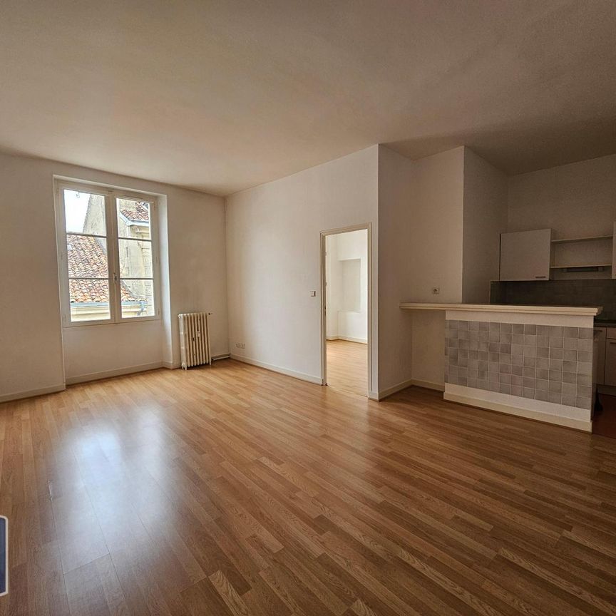 Location Appartement 2 pièces 40m² POITIERS 86000 - Photo 1