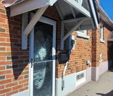 For Lease - 859 Mary Street, Oshawa, Ontario - Photo 6