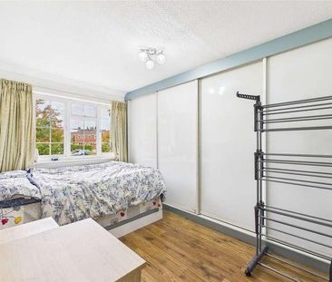 Cranbrook Drive, Maidenhead, Berkshire, SL6 - Photo 4